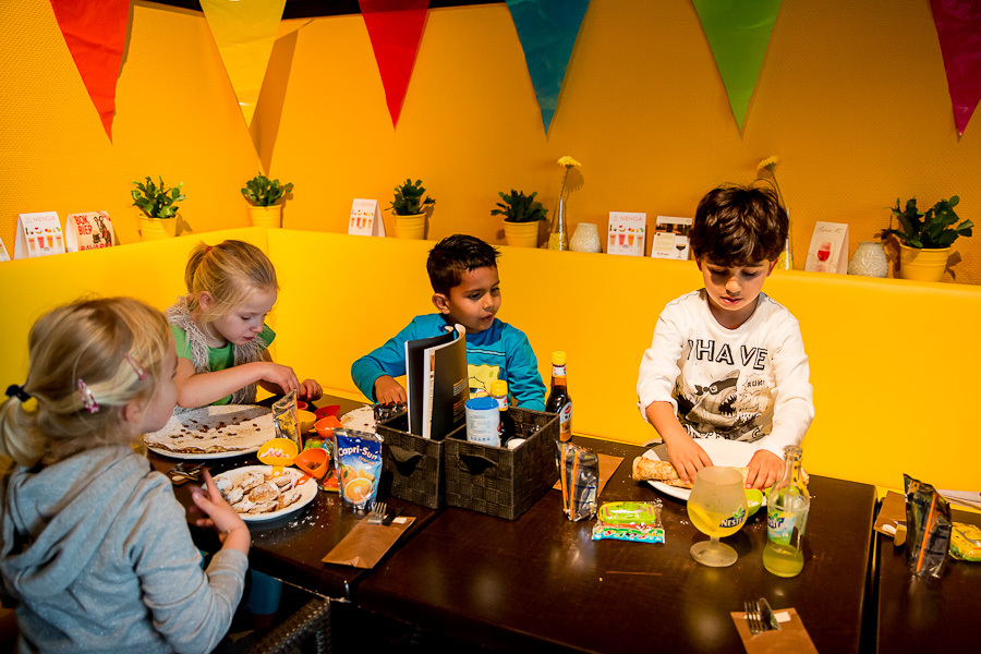 Feestje Mads - Marieke Zwartscholten fotografie  - 051